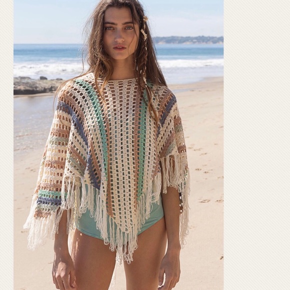 POL CLOTHING Bikini cover up crochet style fringe hoodie stripe cream sweater - Picture 10 of 10